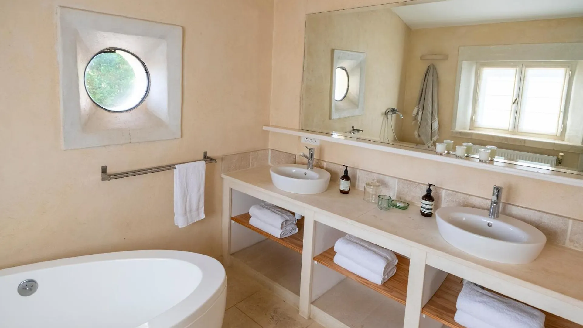Vila Mas De Rosemarie Gordes